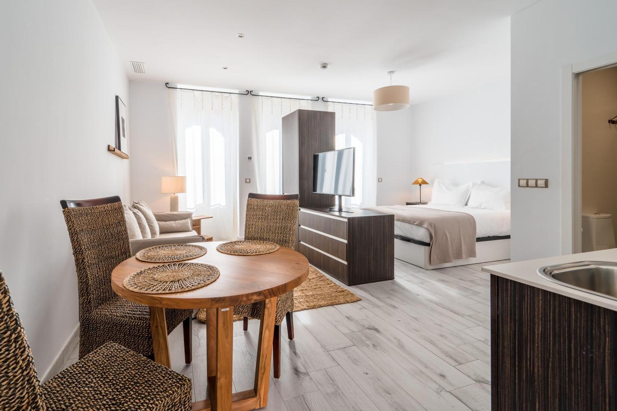 Apartamentos "El Escondite De Triana" セビリア エクステリア 写真