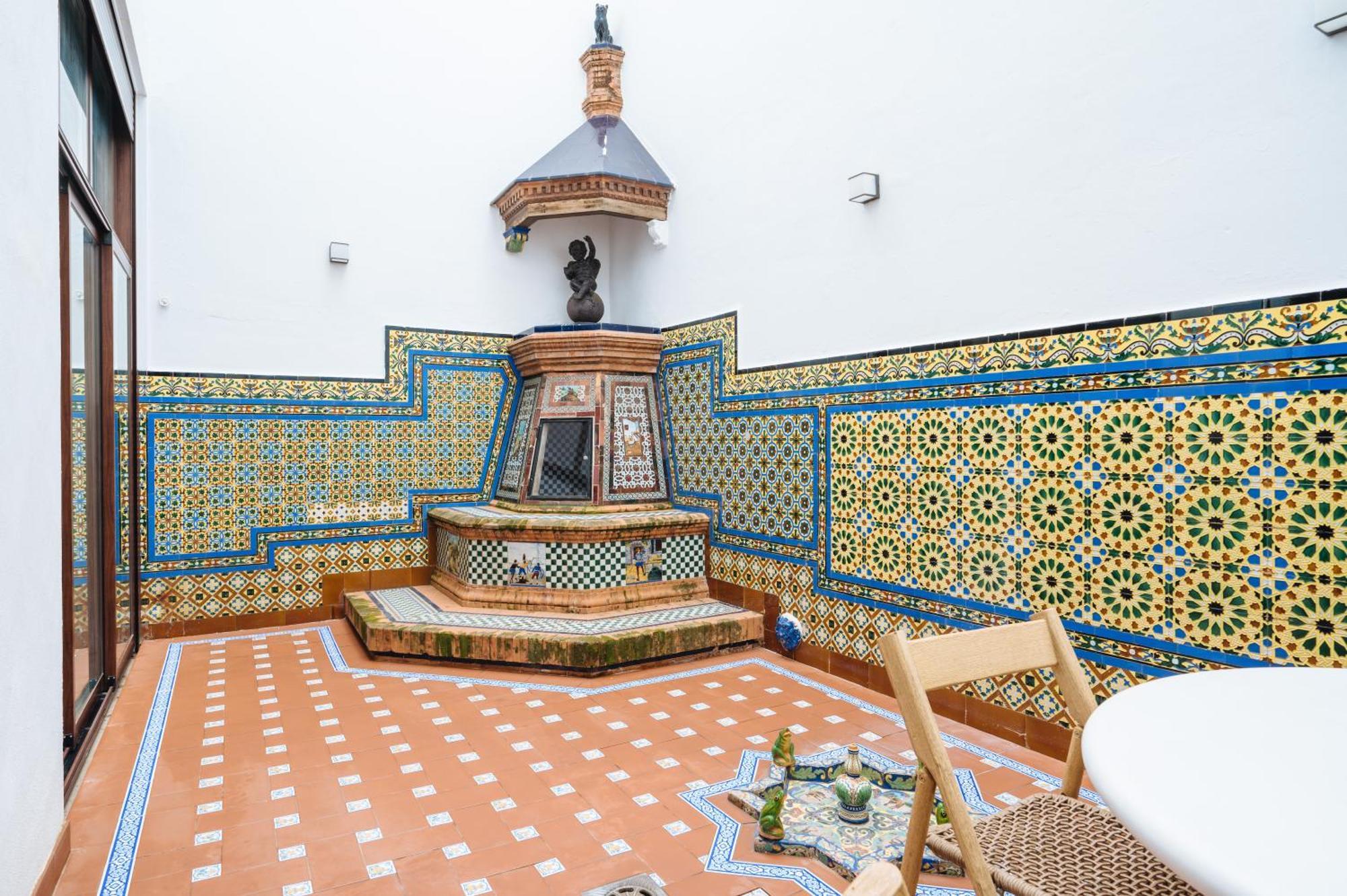 Apartamentos "El Escondite De Triana" セビリア エクステリア 写真