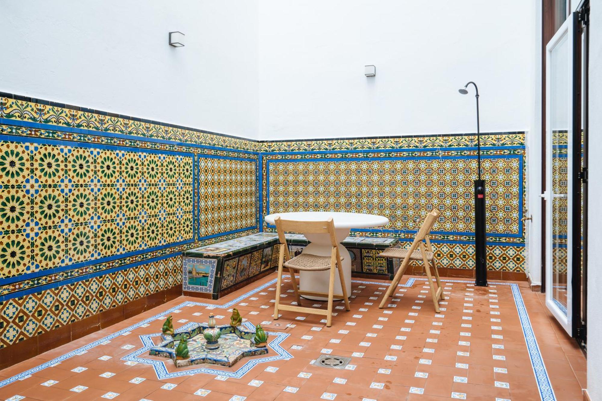 Apartamentos "El Escondite De Triana" セビリア エクステリア 写真